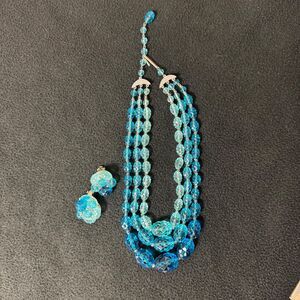 Vintage Ombre Jewelry Set 3 Strand Fashion Necklace Beaded Matching Earring Blue